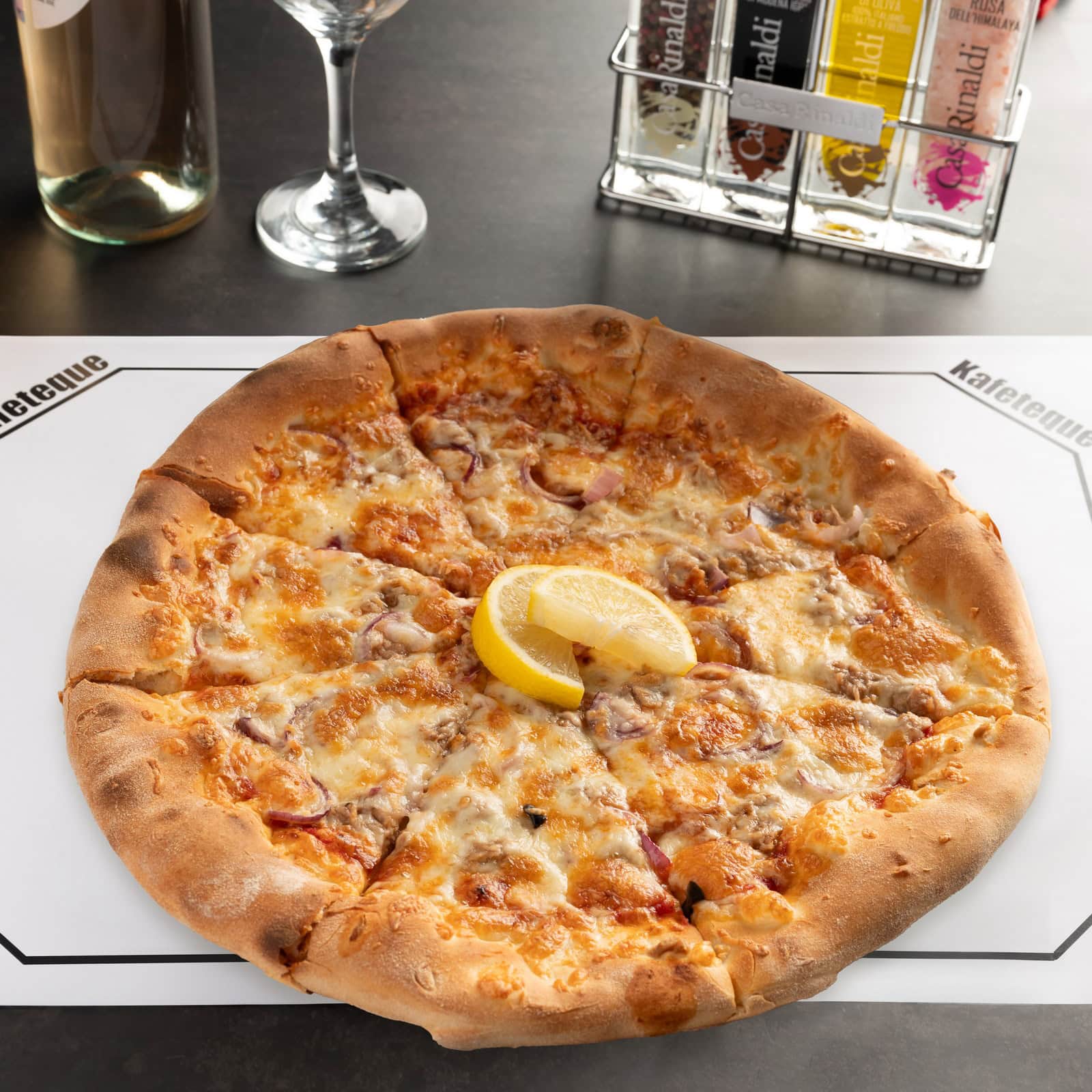 Pizza cu ton